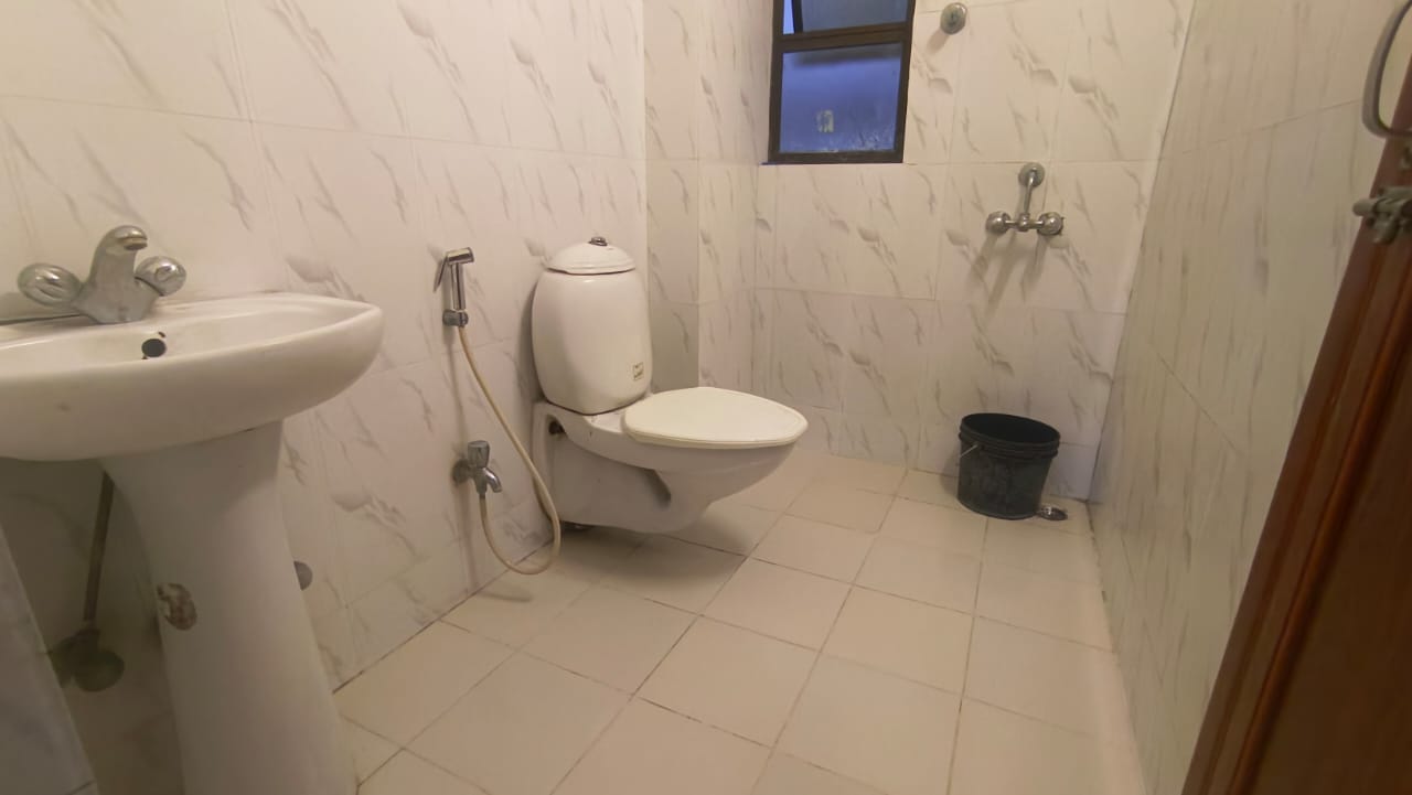 Semi Furnished 2bhk in Zoo Road Tiniali, Guwahati, Assam, India for Rent